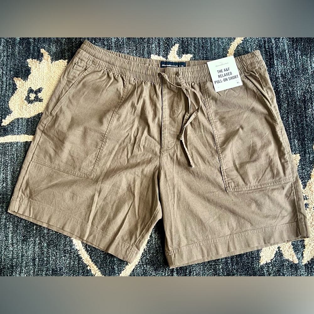 NWT Abercrombie & Fitch Relaxed Pull-On Short Light Brown Tan Size XL 8” Inseam